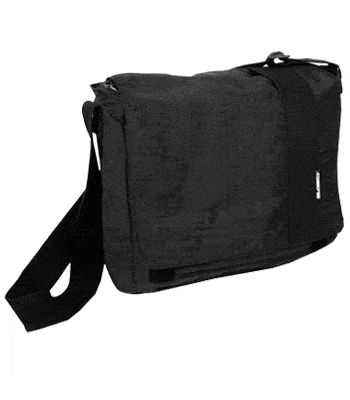 Skuldertaske med mange detaljer.