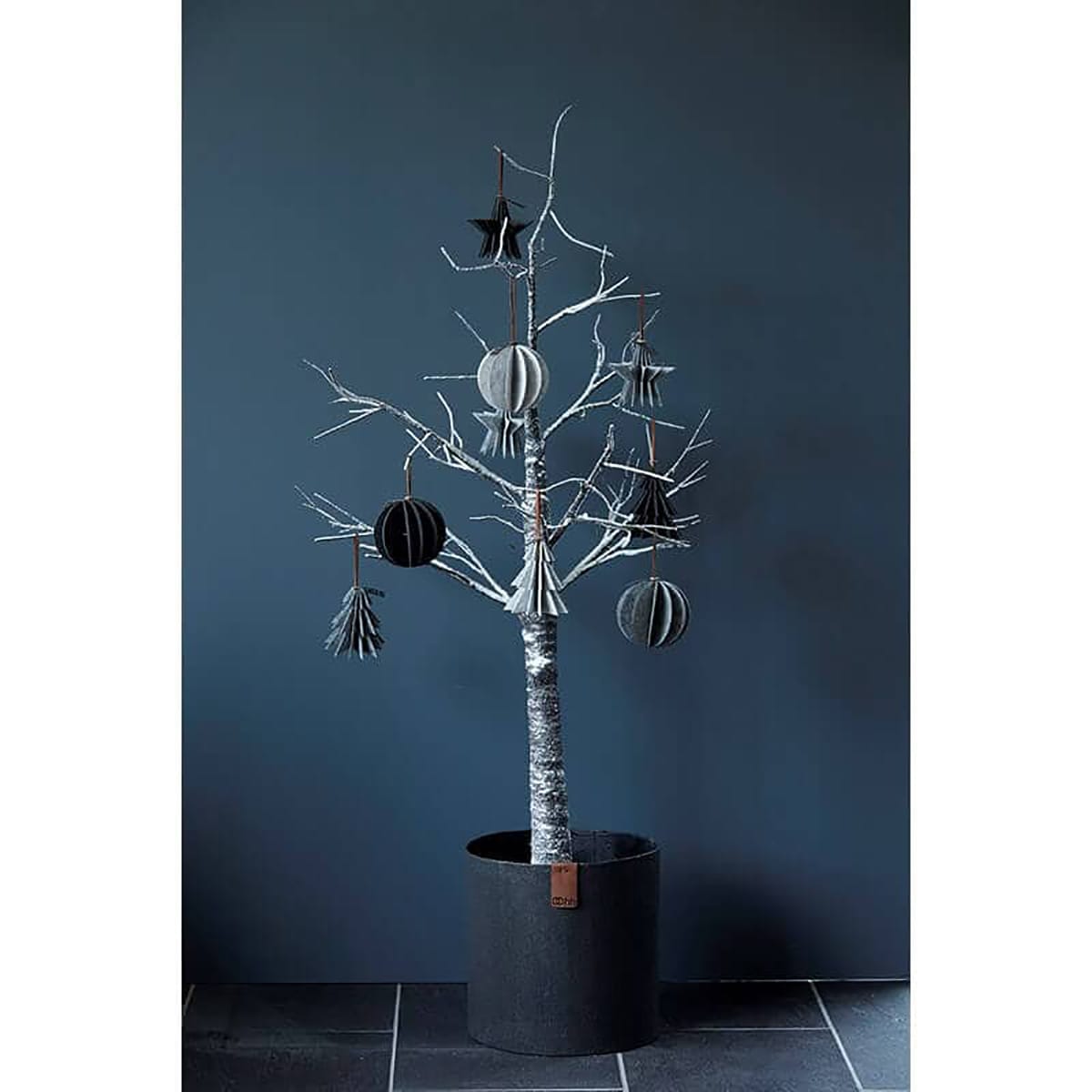 OOhh Hanging Felt Xmas Ball white - Billede 3
